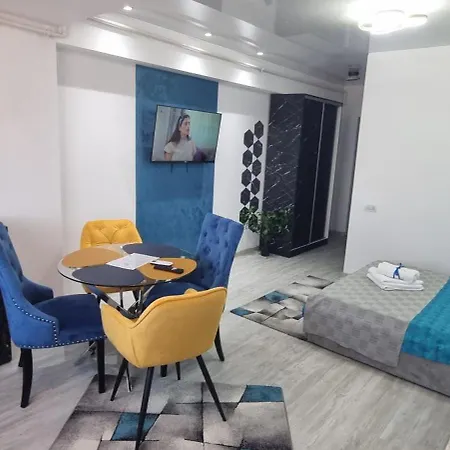 Edward Apartments- Blue Delight 17 Apartment Navodari